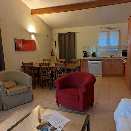 Etang Vallier Resort Brossac Buitenkant foto